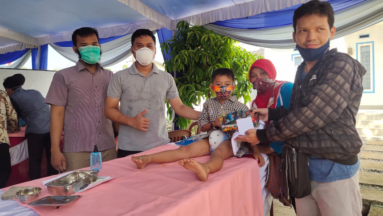 Read more about the article Yakesma Sumsel Bekerjasama dengan Klinik Ummat Lakukan Sunat Massal Untuk anak-anak Dhuafa